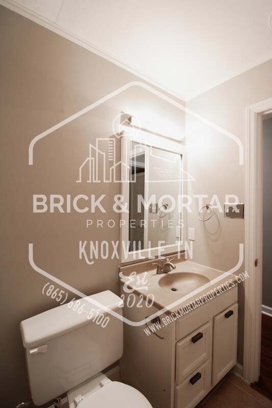 Building Photo - 4007 Heather Ct NW