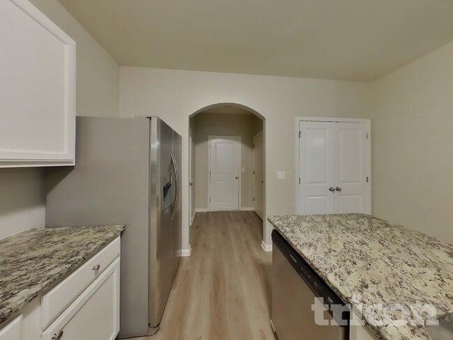 Building Photo - 174 Southwind Cir