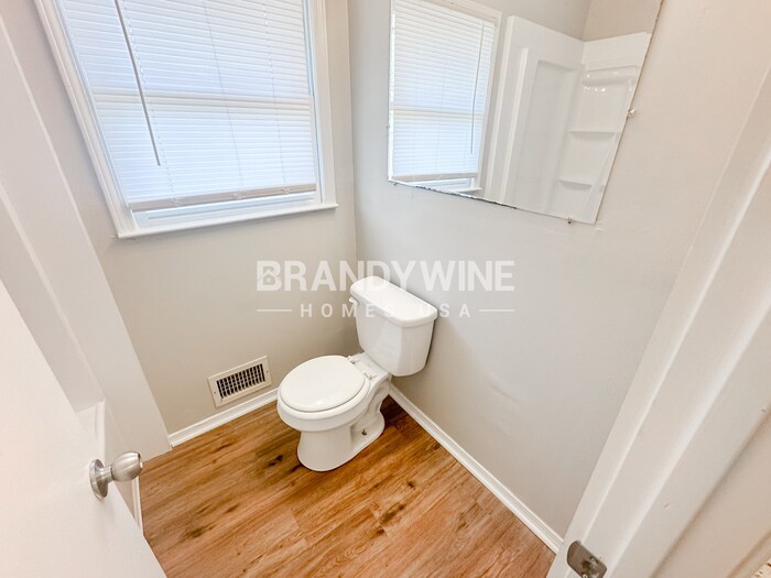 Building Photo - 4060 W Stubbs Rd