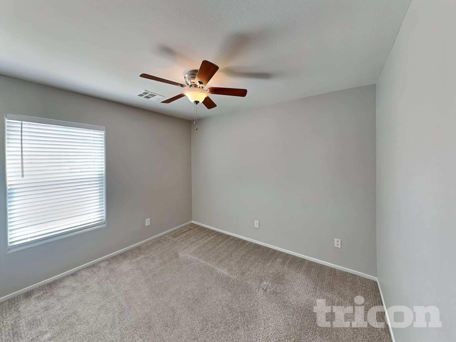 Building Photo - 4928 Blue Bay Ct