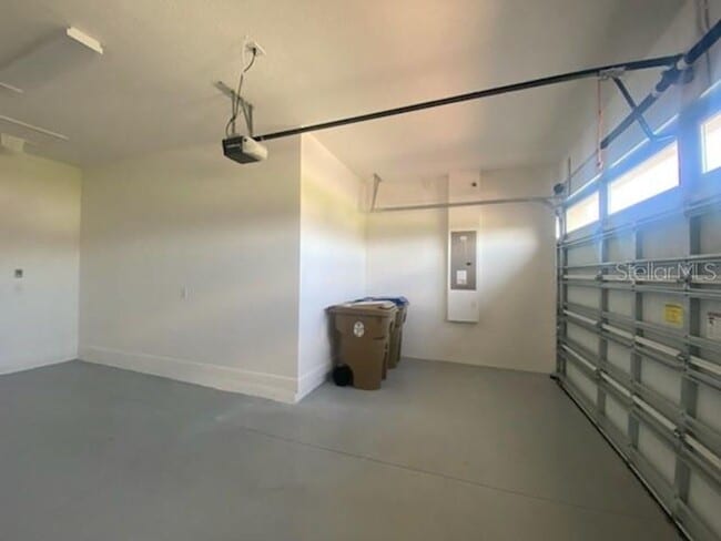 Primary Photo - Twin Lakes 1/2 Duplex