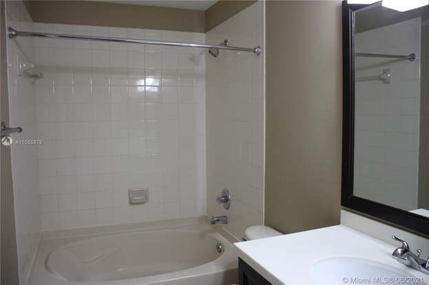 Building Photo - 4146 Forest Dr
