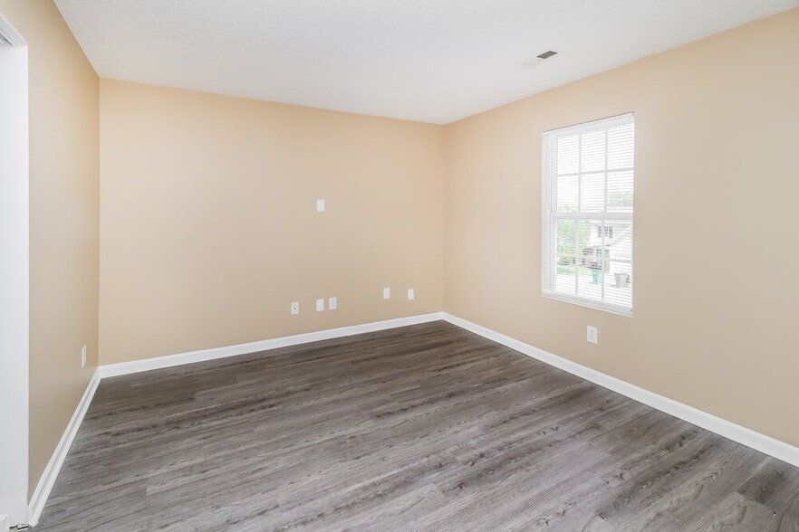 Building Photo - 3005 Hunters Creek Ct