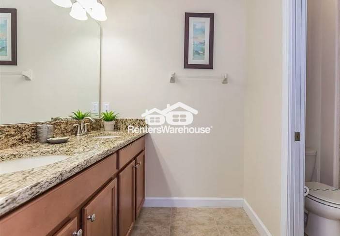 Building Photo - 1413 Wexford Way