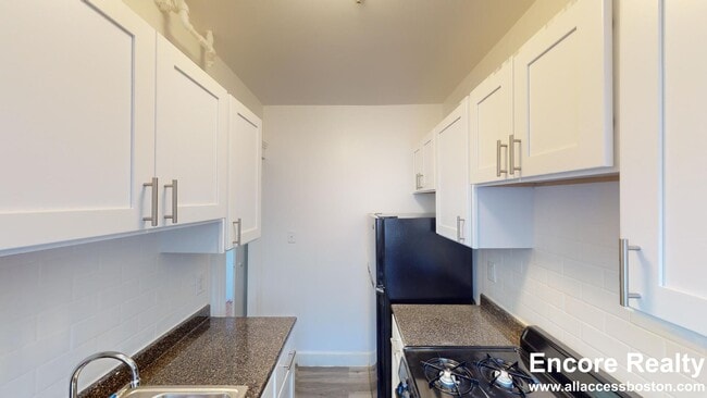 Building Photo - 1175 Boylston St