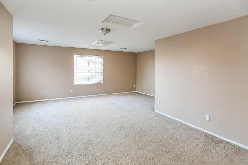 Building Photo - 6830 S 44th Ln