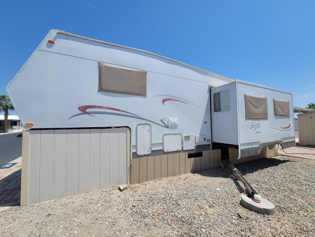 Building Photo - 9797 E 32nd St