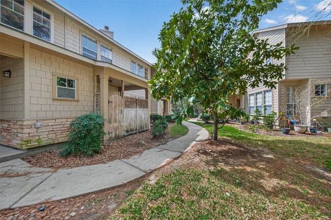 Building Photo - 65 Scarlet Woods Ct