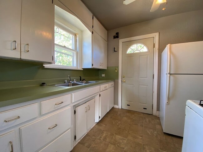 Primary Photo - Duplex in NW OKC near Reed Park!