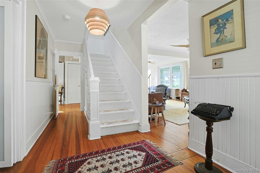 Building Photo - 351 Piermont Ave