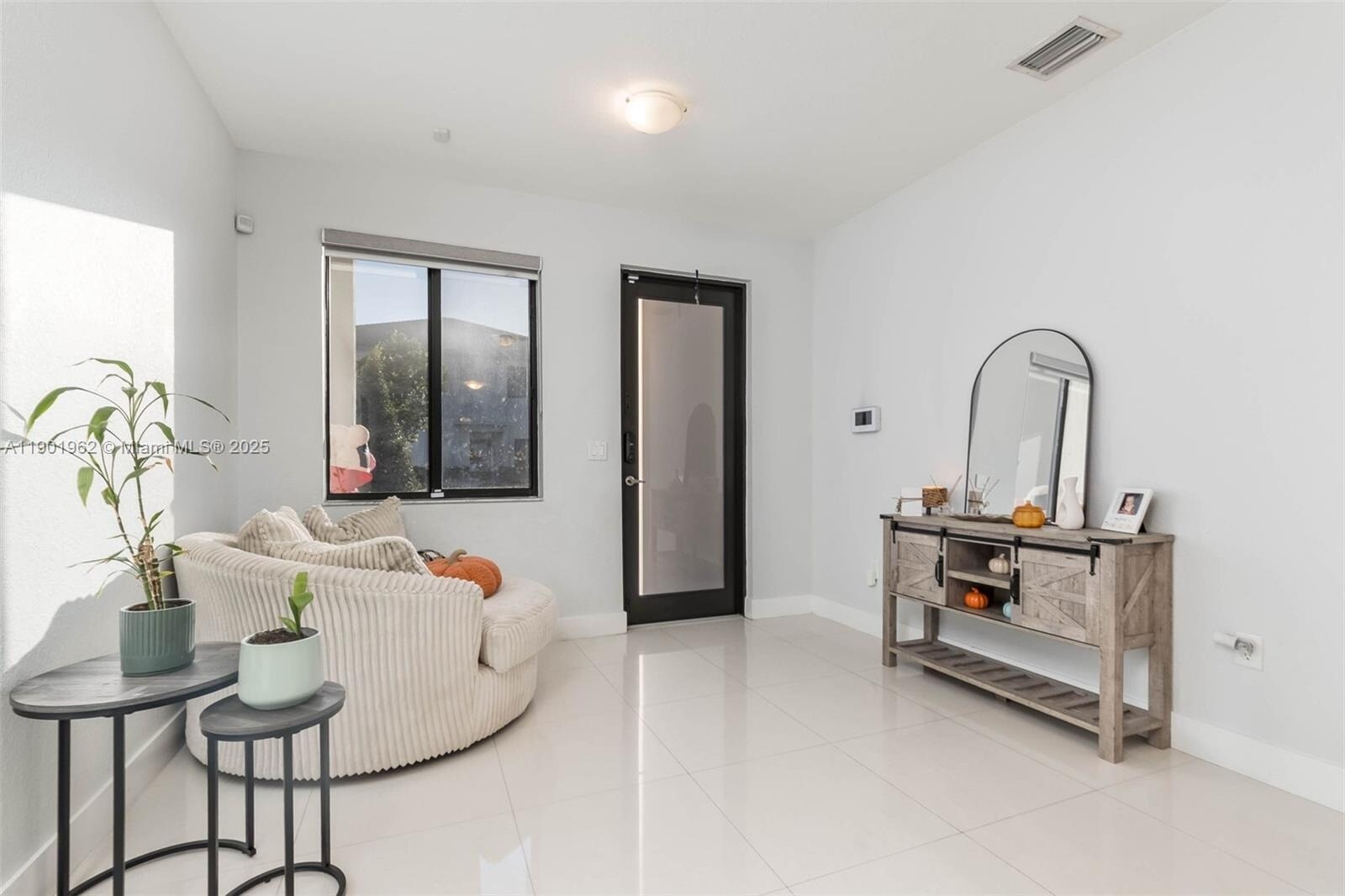 Building Photo - 2430 SW 145th Pl