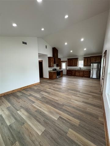 Building Photo - 409 5th St