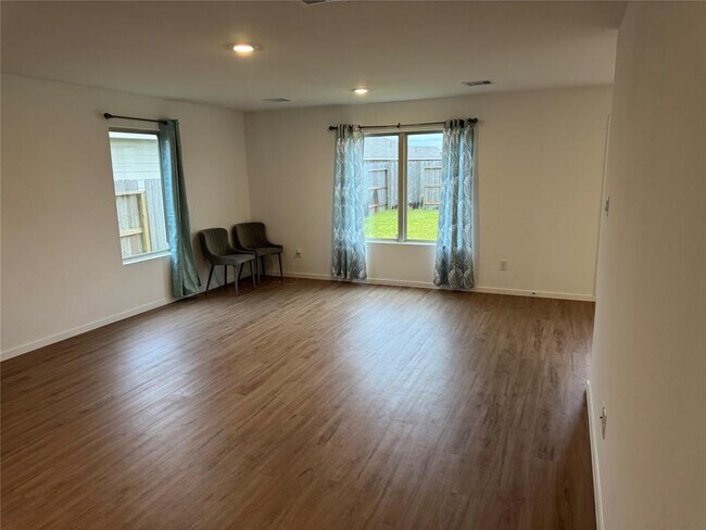 Building Photo - 18637 Cepagatti Dr