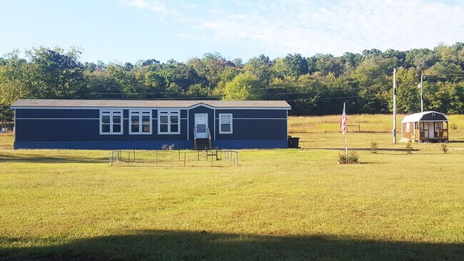 Home Exterior - 465875 E 790 Rd