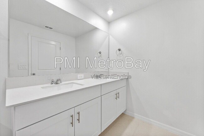 Building Photo - 5137 Benjamin Eric St