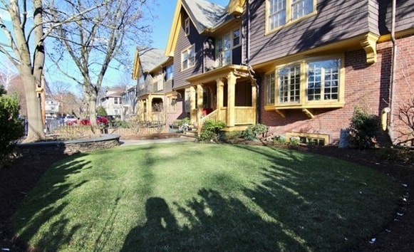 Building Photo - 34 Bates St