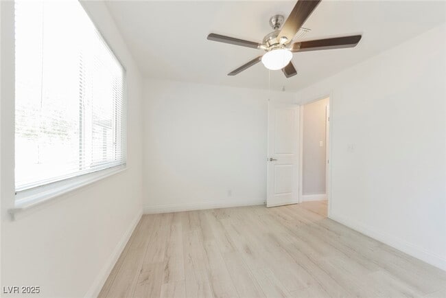 Building Photo - 3542 Bronco Rd