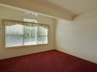 Building Photo - Classy Home in Prestigious Village Collection