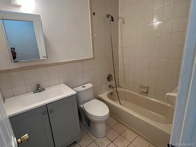 Building Photo - 42-22 163rd St