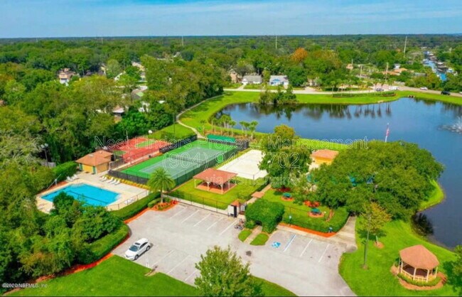 Building Photo - 14089 Lumberton Falls Dr