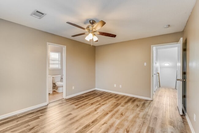 Building Photo - 19402 Garden Pool Ln