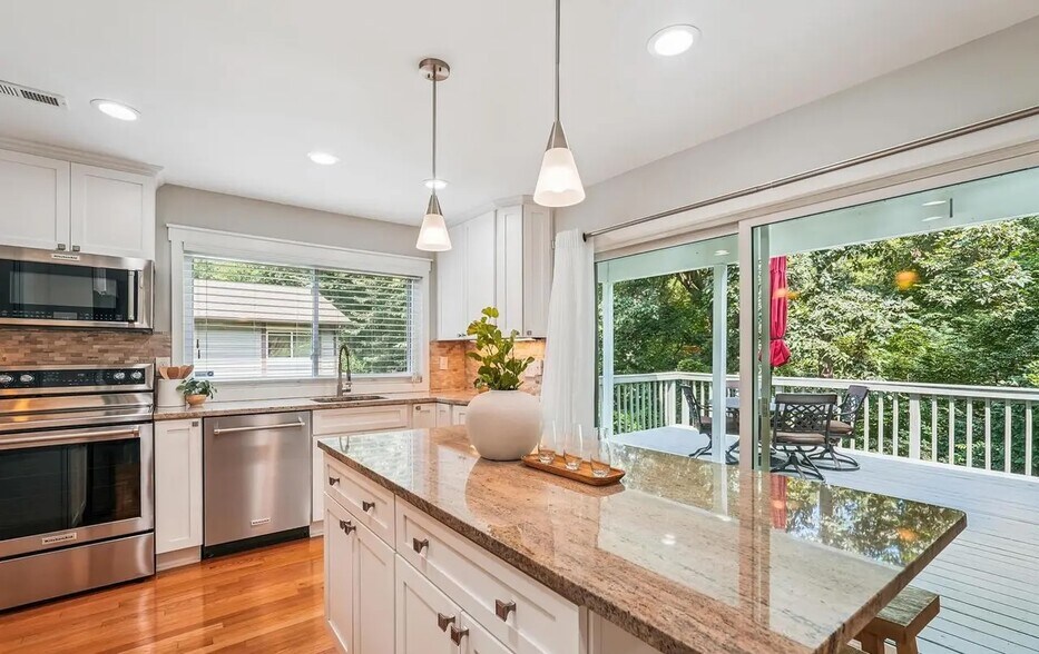 Building Photo - 276 W Meadowland Ln