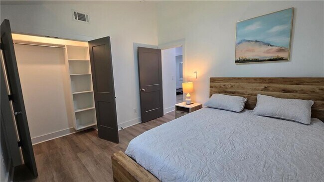 Building Photo - 4014 Boulder Park Dr SW