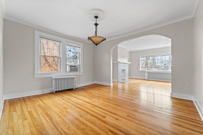 Building Photo - 5807 Callowhill St