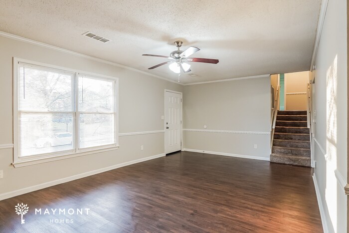 Building Photo - 2825 Valley Crest Rd