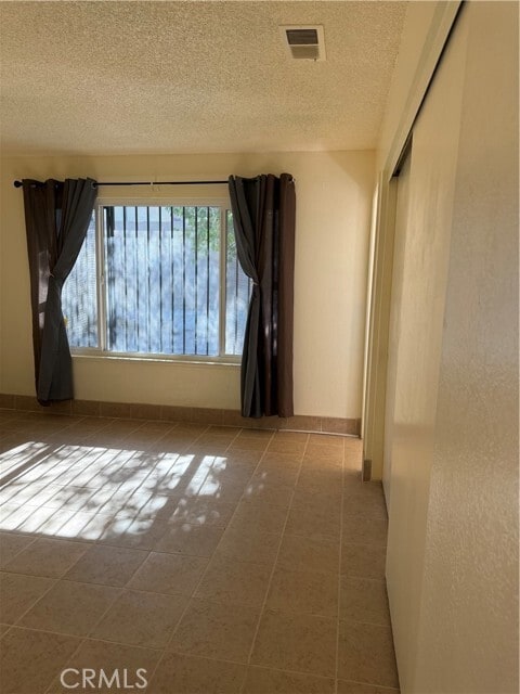 Building Photo - 15171 Wildrose St