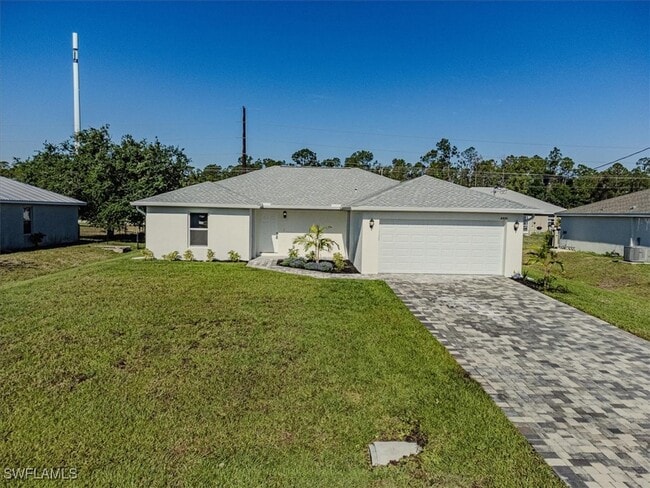 Primary Photo - 3334 NE 8th Pl