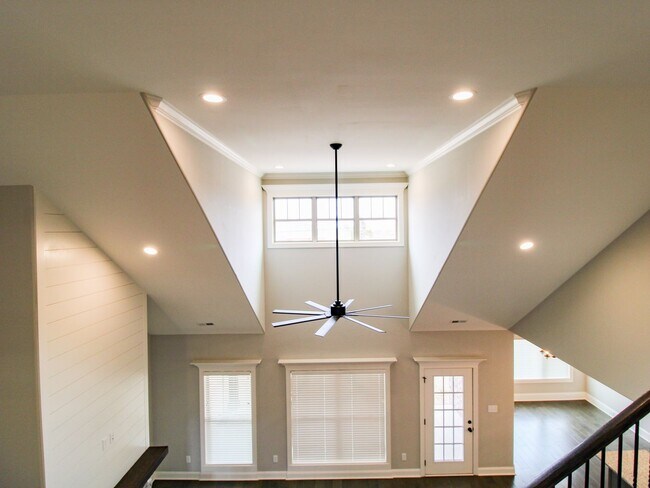 Building Photo - Beautiful two story home at Whispering Pines!
