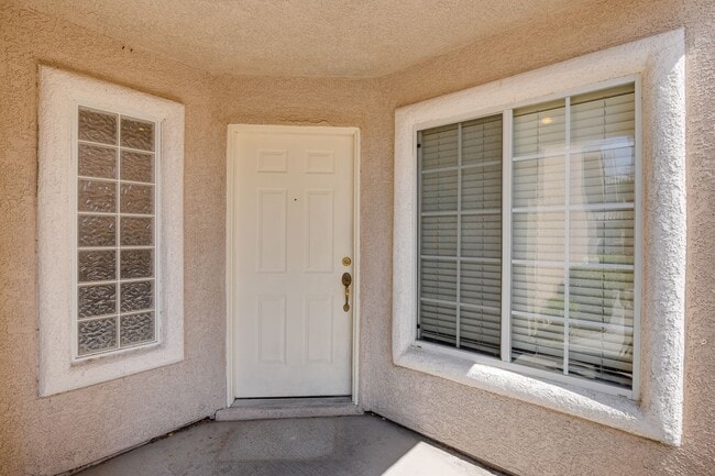 Building Photo - Beautiful 3-Bedroom Home In Summerlin!