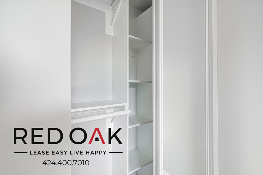 Building Photo - 4506 Esmeralda St