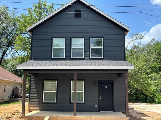 Building Photo - 518 Crutcher St