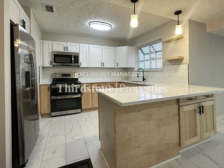 Building Photo - 1239 Glen Laura Rd