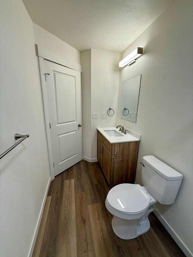 Building Photo - 1817 Spokane