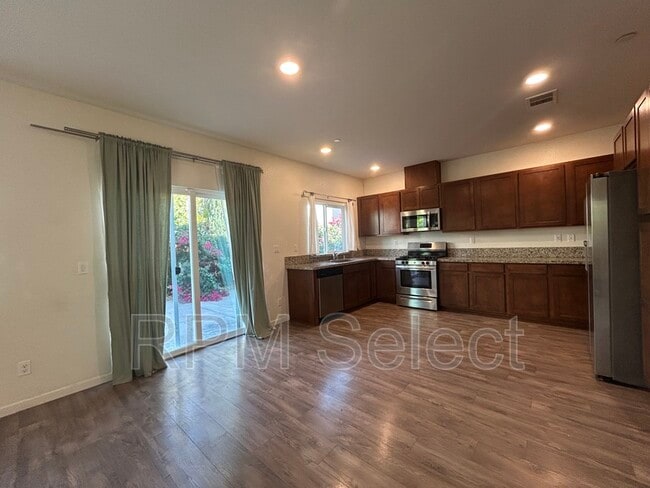 Building Photo - 4424 Ibiza Island Way