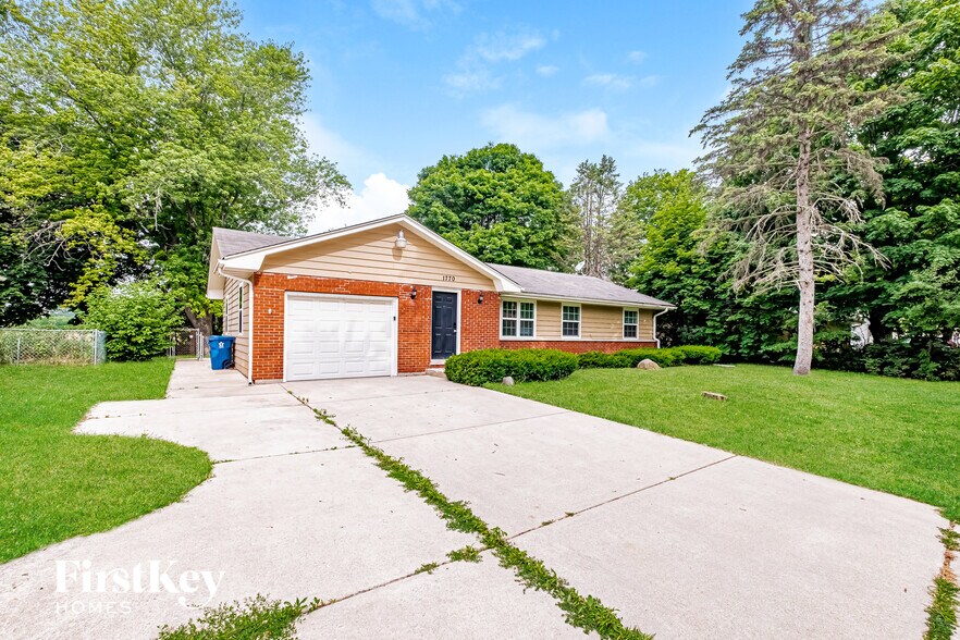 Building Photo - 1770 Lily St