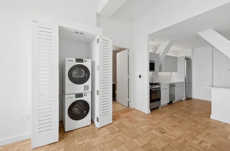 Building Photo - 20 Exchange Pl