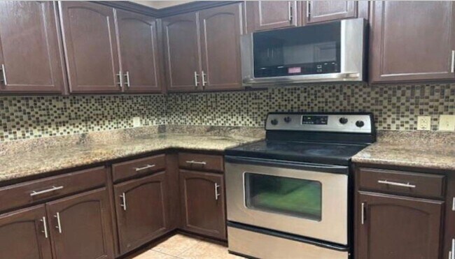 Building Photo - 8216 Casa Verde Rd