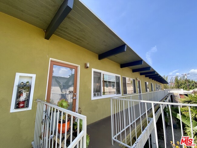 Building Photo - 2329 Kansas Ave