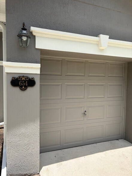 Building Photo - 654 Mount Olympus Blvd
