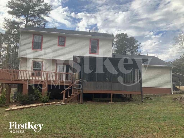 Building Photo - 2215 Rock Springs Rd