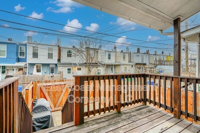 Building Photo - 2826 Huntingdon Ave