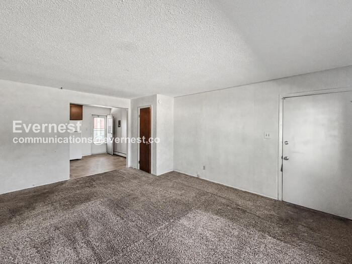 Building Photo - 4311 N Chestnut St