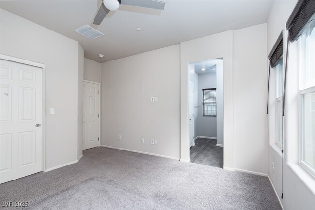 Building Photo - 4740 Blaise Ave