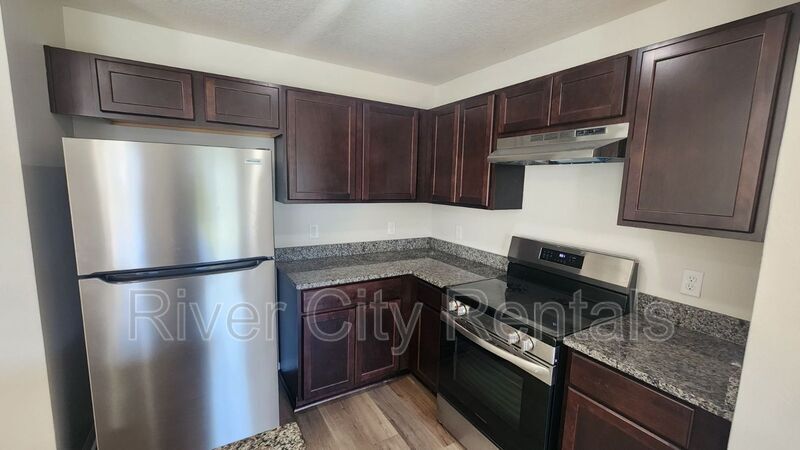 Building Photo - 6541 Sweetbay Ln