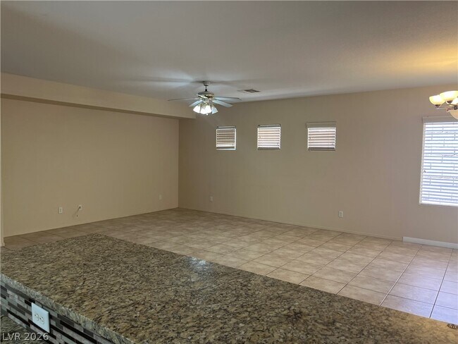 Building Photo - 10922 Moonbeam Glow Ln