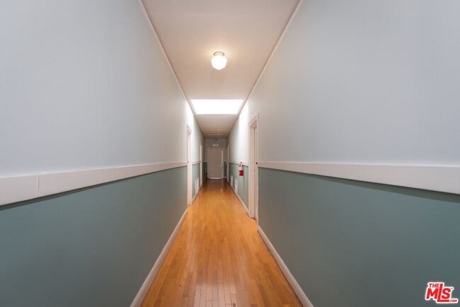 Building Photo - 5121 1/2 Eagle Rock Blvd